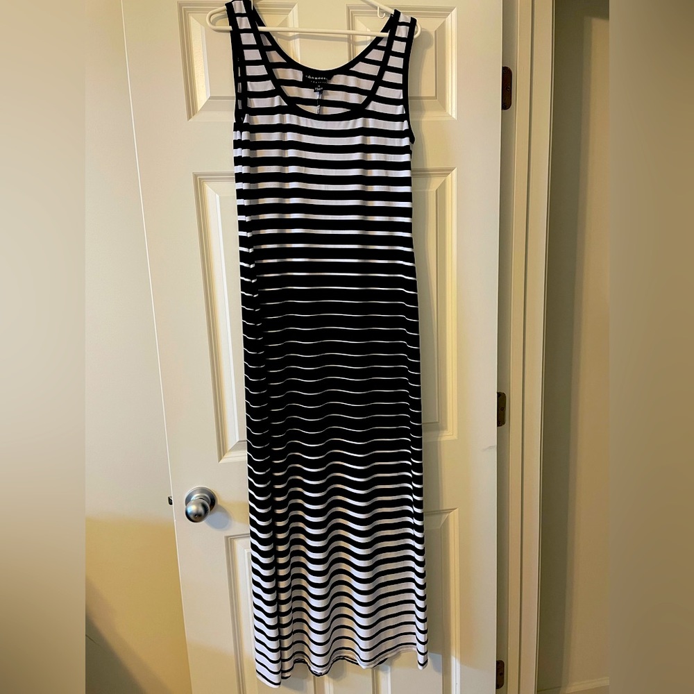 Black and white maxi dress